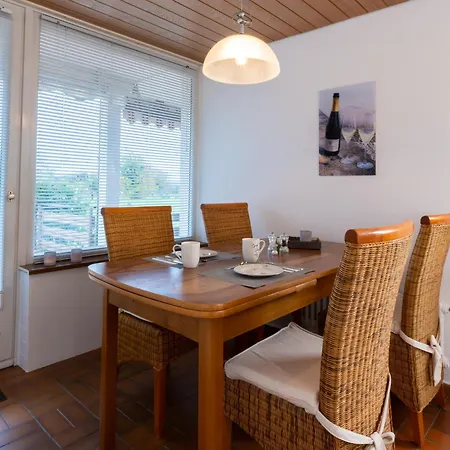 فندق مبيت وإفطار Kallmann Gaestehaus باد بيلنغن